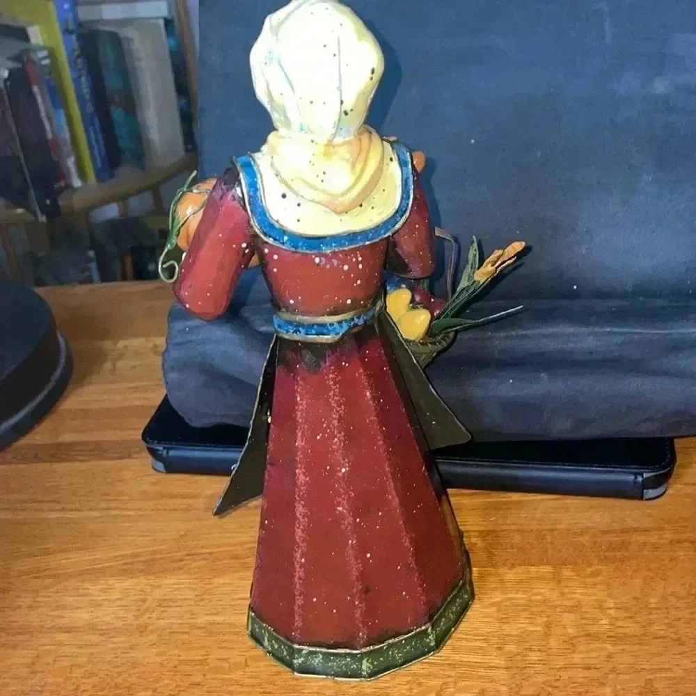 Vintage Pacific Rim thanking pilgrim